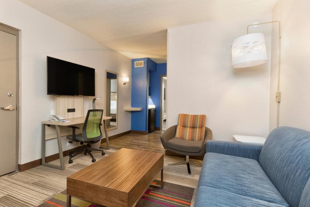 One-Bedroom Suite